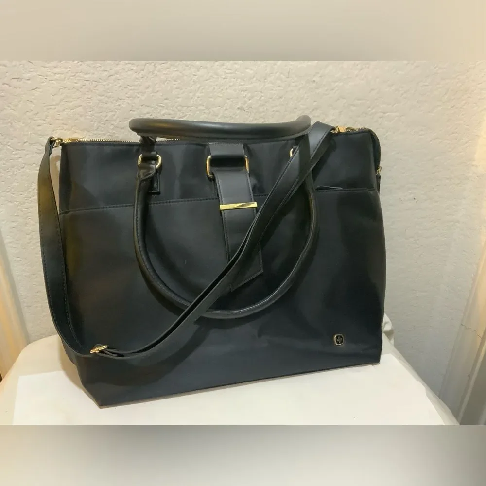 NWOT Wenger Ana Laptop Tote 18”, Black Nylon Style Computer Bag Tablet Pocket